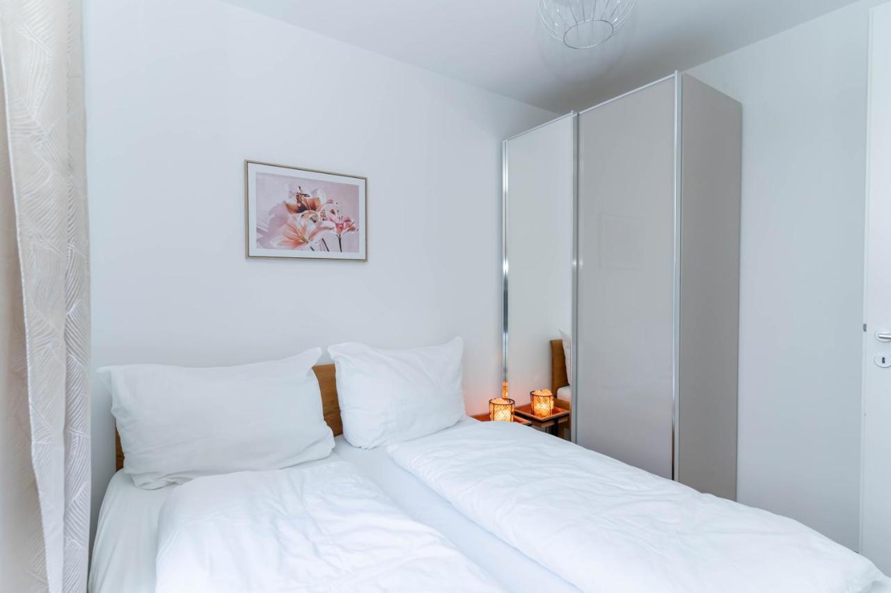 Modern Apartment With Tiny Garden Near City Center Виена Екстериор снимка